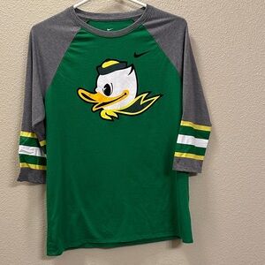 Nike Green and Gray Oregon Ducks Graphic Shirt 3/4 sleeve